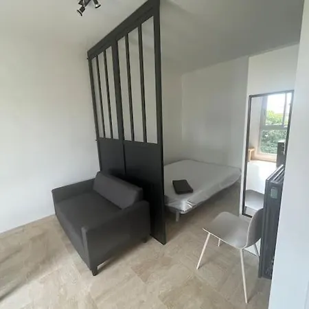 Lejlighed Le Cozy Avec Parking Privee Nîmes
